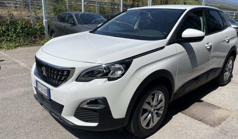 PEUGEOT 3008 ACTIVE 1.5 BLUEHDI 130CV pieno