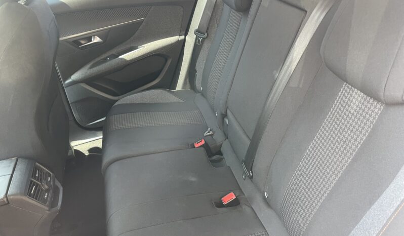 PEUGEOT 3008 ACTIVE 1.5 BLUEHDI 130CV pieno