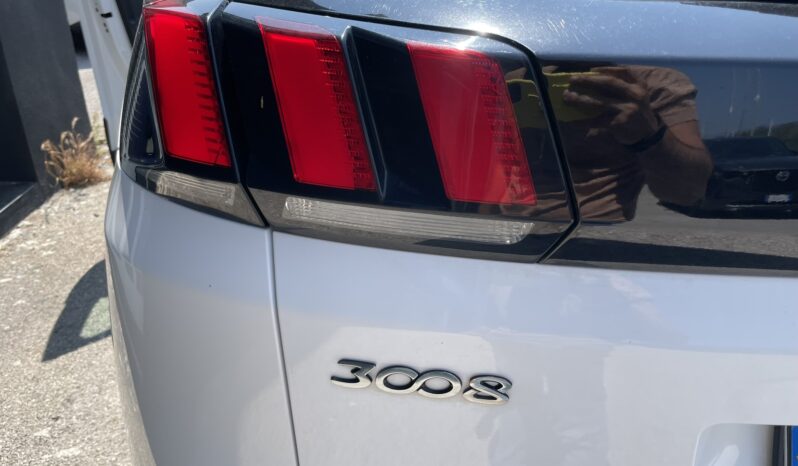 PEUGEOT 3008 ACTIVE 1.5 BLUEHDI 130CV pieno