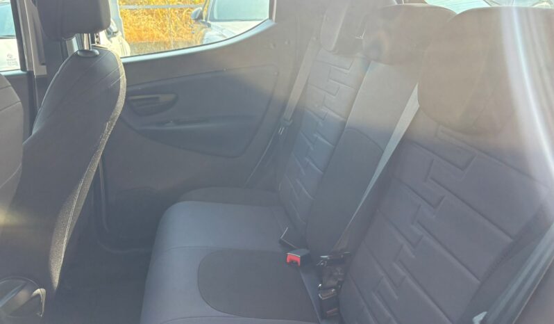 LANCIA YPSILON PLATINO HYBRID 1.0 70CV pieno