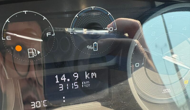 LANCIA YPSILON PLATINO HYBRID 1.0 70CV pieno