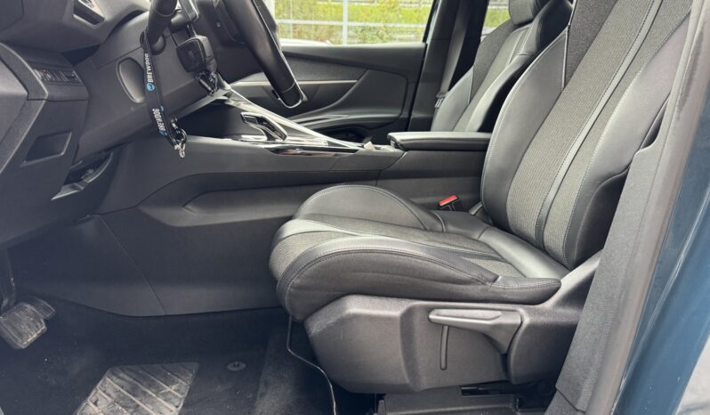 PEUGEOT 3008 ALLURE PACK 1.5 HDI 130CV ATB pieno