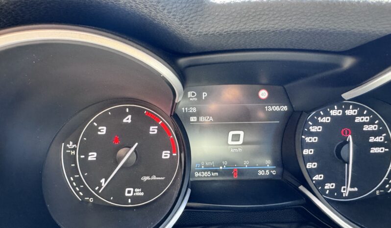 ALFA ROMEO STELVIO TI Q4 210 CV AT8 pieno