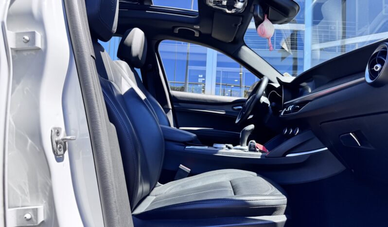 ALFA ROMEO STELVIO TI Q4 210 CV AT8 pieno