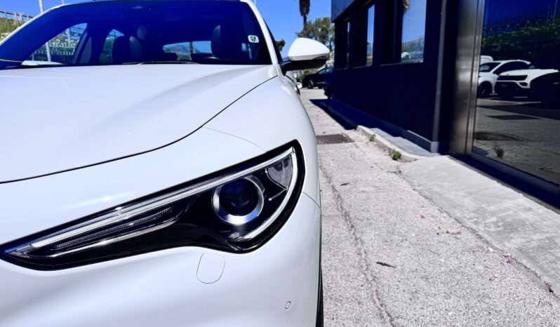 ALFA ROMEO STELVIO TI Q4 210 CV AT8 pieno